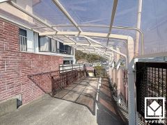 「苦楽園小学校」まで徒歩10分。低学年のお子様も安心して通学していただけます。