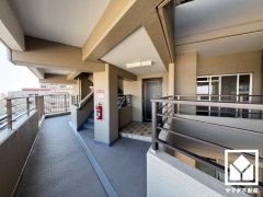 綺麗に整備されており、帰宅時や来客時にも気持ちの良い空間です。