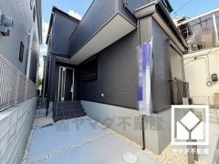 開発分譲地ですので区画の整った街並みです。同じ時期に生活をスタートするご家族が多いため、困ったときにも心強いですね。