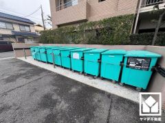 清潔なゴミ出し場で気持ち良くお使い頂けます。