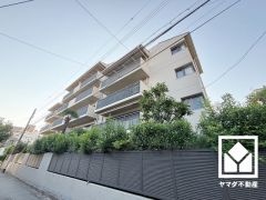 「チャイルドルームこどもの森」まで徒歩2分、「皿池公園」まで徒歩5分など、子育て世帯の方にもお勧めです。