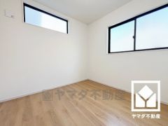 全居室に窓がございます。明るい陽光がたっぷり差し込む心地よい生活空間です。