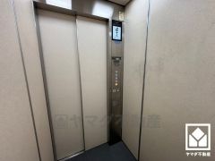 スムーズな移動を叶えるエレベーター。忙しい朝も快適に、ストレスフリーな暮らしをサポート。