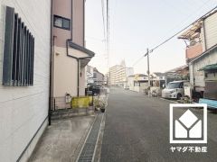 玄関にはシューズボックスを完備。家族の靴もしっかり収納できるので、玄関がいつも片付き、気持ちよくお客様を迎えられます。お問合せお待ちしております。