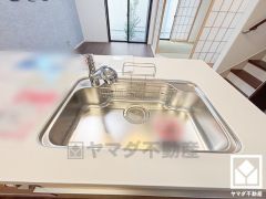 清潔感あふれるシンクで、毎日を気持ちよくスタート。