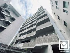 「ローソンさくら夙川駅前店」まで徒歩4分、「ライフ夙川店」まで徒歩8分など、お買い物施設が徒歩圏内に複数あり便利な住環境です。ご成約でヤマダポイントプレゼント中です。お問合せお待ちしております。