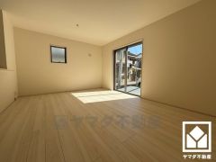 自然光を取り込む、開放感あふれる暮らし。隅々まで光が降り注ぎ、明るく心地の良い空間。