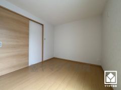 独立した居室なのでプライベートな時間をゆったり過ごせそうです。