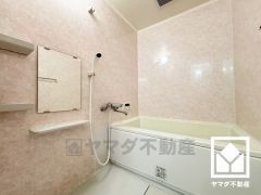 1日の疲れを癒す浴室でゆったりリフレッシュ。