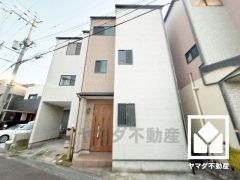 2025年10月フルリフォーム済の大変綺麗なお部屋で、即ご入居いただけます。当日案内も可能ですのでぜひお問い合わせください。事前にご予約頂きましたら、営業時間外のご案内等も可能です。
