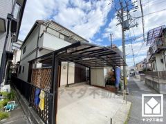 緑豊かな「甲陽大池」が徒歩8分の距離にございます。池をのぞむベンチや、池のほとりに広場や遊歩道なども整備されており、四季折々の自然を感じながらお散歩なども楽しめる住環境です。野鳥観察や、春にはお花見も