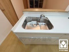 清潔感あふれるシンクで、毎日を気持ちよくスタート。