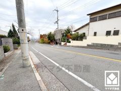 2016年6月リフォーム済の大変綺麗なお部屋で、即ご入居いただけます。