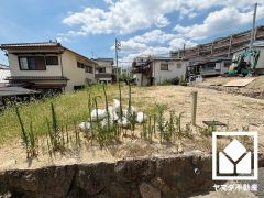 完成宅地でのお引渡しとなりますので、余分な解体費用を抑えられ、スムーズに建築に入れます。（上下水引込・ブロック施工）