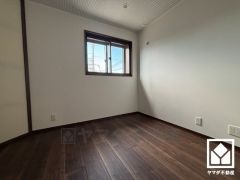 防音室がございます。楽器の演奏やホームシアターなど音を出す趣味のスペースや、テレワークなど外部の音を遮断して集中するためのスペースとして自由にお使いいただけます。