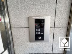 安全性に優れたオートロックシステム、快適で安心な毎日。