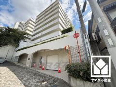 2023年9月中旬フルリフォーム済の大変綺麗なお部屋で、即ご入居いただけます。お問合せお待ちしております。