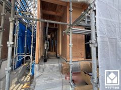 「尼崎北小学校」まで徒歩6分など、徒歩5分圏内に買い物施設が複数揃う、生活便利な環境です。