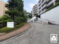 大切なペットと一緒に暮らせる住まいです（規約制限有）。ご成約でヤマダポイントプレゼント中です。お問合せお待ちしております。