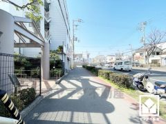 3沿線利用可能で、毎日の通勤・通学だけでなく、休日のお出かけまで利便性に優れています。