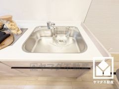 清潔感あふれるシンクで、毎日を気持ちよくスタート。