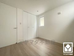 全居室に窓がございます。明るい陽光がたっぷり差し込む心地よい生活空間です。