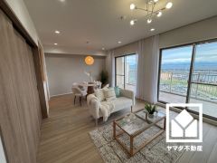 自然光を取り込む、開放感あふれる暮らし。隅々まで光が降り注ぎ、明るく心地の良い空間。