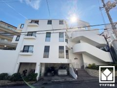 阪急電鉄甲陽線「苦楽園口」駅まで徒歩約16分の立地。4沿線利用可能で、毎日の通勤・通学だけでなく、休日のお出かけまで利便性に優れています。