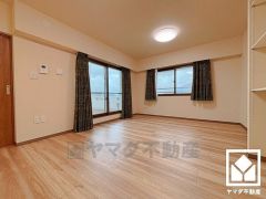 自然光を取り込む、開放感あふれる暮らし。隅々まで光が降り注ぎ、明るく心地の良い空間。