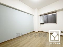 全居室フローリングでお掃除ラクラク。全居室収納もございますので、お部屋の広さを最大限に活用できます。