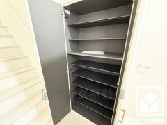 穏やかな暮らしを支える、豊かな収納。