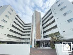 洗練されたデザインと堅牢な造り。美しさと安心を兼ね備えた、心地よい住まい。