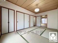 全居室6帖以上のゆとりある居住空間?で、広々お使いいただけます。令和7年2月襖・障子貼替、畳表替え済。