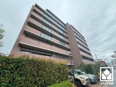 雨の日の洗濯や花粉・ウイルス対策にもお使いいただける浴室乾燥機付き。