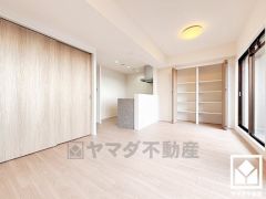 心地よい空間が広がるリビングで、家族みんなが快適に過ごせる時間を提供。