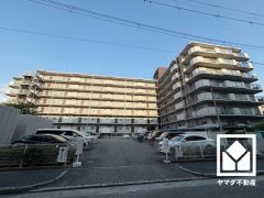 7階建て6階部分。