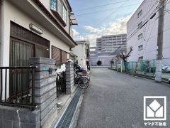 2025年1月内外装リフォーム済の大変綺麗な住宅で、即ご入居いただけます。当日案内も可能ですのでぜひお問い合わせください。事前にご予約頂きましたら、営業時間外のご案内等も可能です。