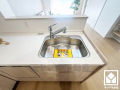 清潔感あふれるシンクで、毎日を気持ちよくスタート。