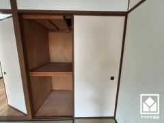 奥行きがあるので、収納力も申し分ありません。