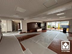 心地よい空間が広がる、清潔で美しいロビー。帰宅時や来客時にも気持ちの良い空間です。