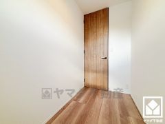 納戸は書斎やテレワークスペース、趣味のお部屋などとしてもご利用いただけます。