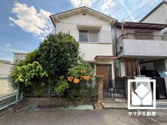 バス停「上ケ原四番町」が徒歩1分の距離にあり、毎日の通勤・通学だけでなく、休日のお出かけまで利便性に優れています。