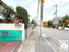 阪急電鉄甲陽線「苦楽園口」駅まで徒歩約26分の立地。毎日の通勤・通学だけでなく、休日のお出かけまで利便性に優れています。