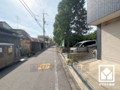 阪神電鉄本線・なんば線「大物」駅まで徒歩約12分の立地。「業務スーパー尼崎杭瀬店」まで徒歩9分、「金楽寺小学校」まで徒歩8分など、毎日の通勤・通学だけでなく、日常のお買い物まで利便性に優れています。