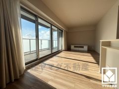 自然光を取り込む、開放感あふれる暮らし。隅々まで光が降り注ぎ、明るく心地の良い空間。