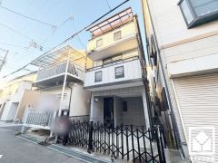 「名和小学校」まで徒歩6分。低学年のお子様も安心して通学していただけます。