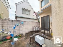 洗濯物が乾きやすい南向きの専用庭