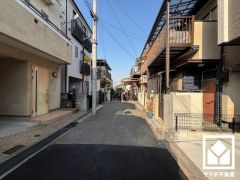 「関西スーパー鳴尾店」まで徒歩5分、「キリン堂鳴尾店」まで徒歩6分、「セブンイレブン西宮上田中町店」まで徒歩6分など、お買い物施設が徒歩圏内に複数あり便利な住環境です。