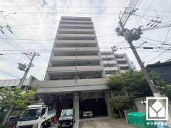 小学校徒歩5分圏内で低学年のお子様も安心して通学していただけます。