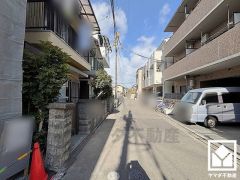 阪神電鉄武庫川線「武庫川団地前」駅まで徒歩約5分、阪神電鉄本線「武庫川」駅まで徒歩約22分の立地。2沿線利用可能で、毎日の通勤・通学だけでなく、休日のお出かけまで利便性に優れています。